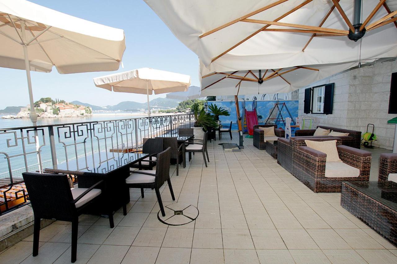 Appartamento Studio Apartman Sveti Stefan Esterno foto